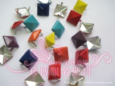 彩色爪釘批發(fā) 廠家直銷，品質(zhì)保證，點(diǎn)亮?xí)r尚設(shè)計(jì)